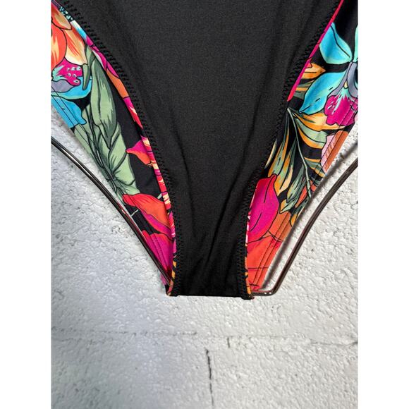 O'Neill Juniors Reina Women's Halter Cut-Out One-Piece Swimsuit Multi Large - Picture 8 of 11